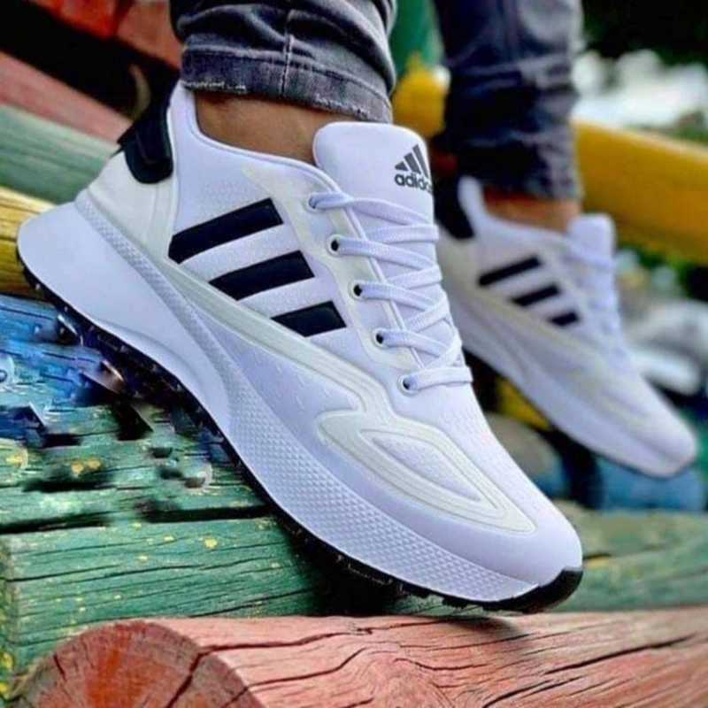 Tenis Deportiva Adidas 340 - ¡Quedan Solo Algunas Unidades!